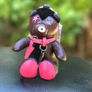 Coach Outlaw Bear 2017 Glove Leather Keychain BagCharm 56749 - NWT Rare